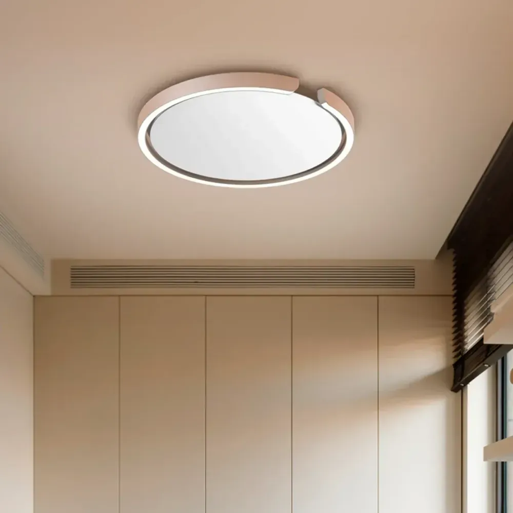 Halo C Ceiling Light