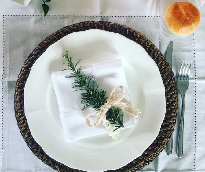 How to Clean and Get Stains Out of White Cloth Napkins?
