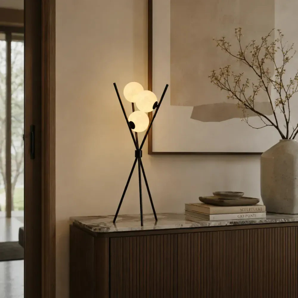 Luna Tripod Table Lamp