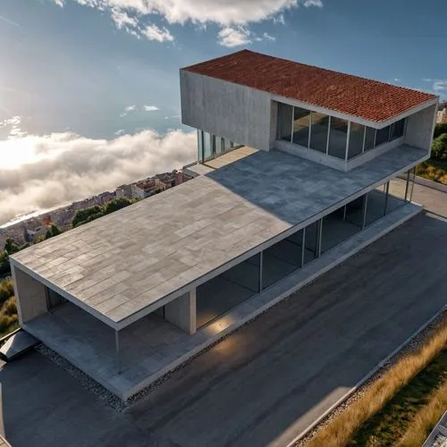 Piensa como un experto en arquitectura hitech y deconstructivista y genera una mejora del proyecto en un entorno totalmente urbano.,an artistic architectural image from the air showing the roof and fa