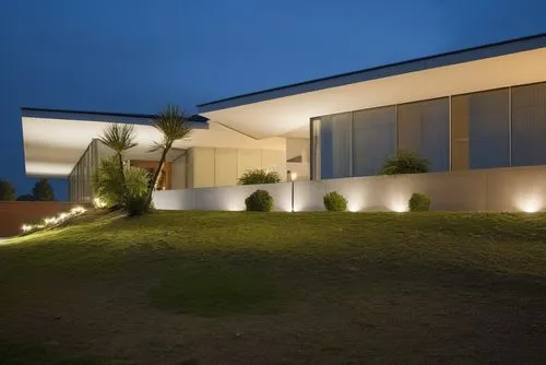 a modern house that has plants outside,dunes house,modern house,neutra,residential house,tugendhat,landscape design sydney