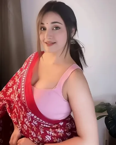 woman in a bikini top posing for a picture,sari,rani,saree,jiggle,jiggles,jiggly