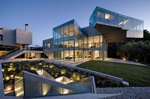 crear una casa moderna de vidrio y hormigon con ,arboles y una rampa para subir al primer piso agregando techo de boveda,an outside area that looks amazing with some lights,modern architecture,modern 