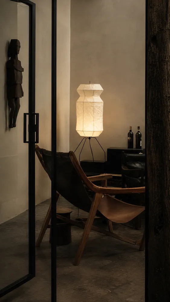 Akari UF3-L6 Floor Lamp