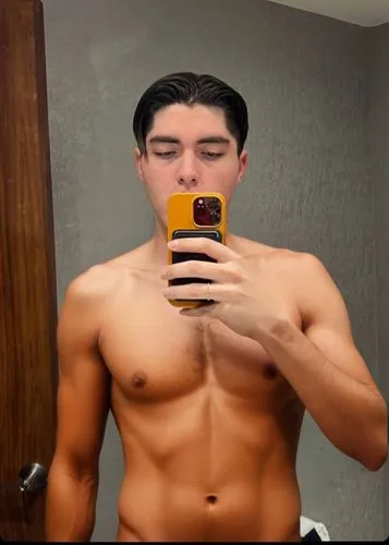 gachi,shirtless,nordan,gynecomastia,bufferin,tenser