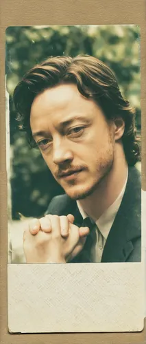 James Mcavoy HD pictures,polaroid,polaroid pictures,kooikerhondje,retro frame,photo frame,walt,john lennon,1971,dali,hitchcock,1973,lokportrait,jack rose,collie,the postcard,post-it note,john doe,weav