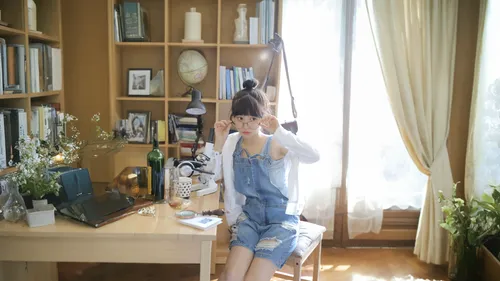 denim jumpsuit,blue room,open window,room divider,airy,window sill,one-room,armoire,girl in overalls,one-piece garment,room,overalls,denim fabric,windowsill,mirror frame,bookcase,blog,vintage dress,ou