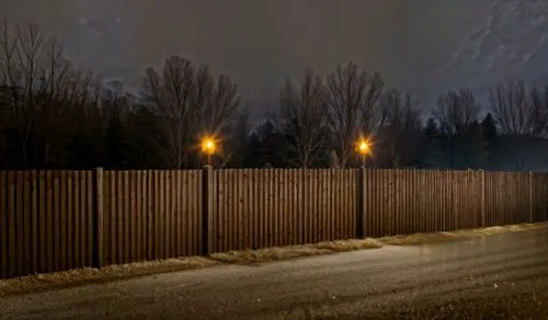 prison fence,fence,fence gate,wooden fence,picket fence,security lighting,fences,outdoor street light,wire fencing,chain fence,wire fence,chain-link fencing,wire mesh fence,electric fence,night snow,unfenced,fence posts,night scene,night image,split-rail fence