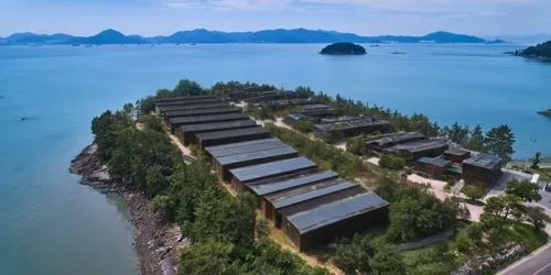 over water bungalows,residensea,langkawi,halong,amanresorts,lugu lake,danyang eight scenic,floating huts,ecovillages,cube stilt houses,sakiri,seasteading,huzhou,shangrila,huahong,pulau,ecovillage,bjarke,fish farm,yangzi