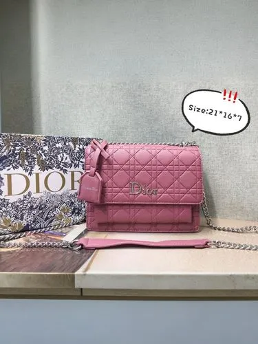 dior,bendel,delvaux,shiseido,marni,claudie