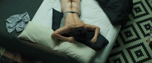 intermodulation,sujud,weiliang,sajda,junmin,prostrate,toshiya,changmin,jinglei,masseur,push up,woman laying down,chaturanga,prostration,jaejoong,yongmin,seop,lay down,siwon,minjun