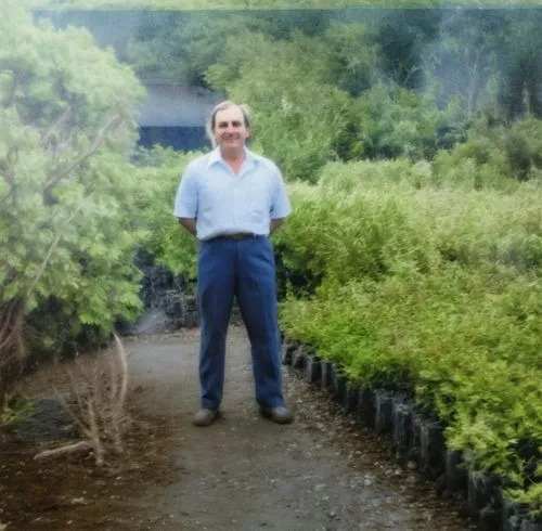 abdel rahman,khan el kalili,itamar kazir,beyaz peynir,alejandro vergara blanco,garden of plants,the old botanical garden,the garden,sake gardens,3d albhabet,wadi mujib,za'atar,araucaria,podocarpus,nature garden,rio serrano,fidel alejandro castro ruz,taxus baccata,in madaba,salvador guillermo allende gossens