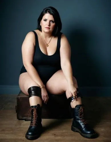 strongwoman,gabourey,czw,sarita,bdl,leather boots