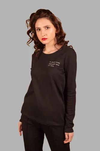 long-sleeved t-shirt,menswear for women,long-sleeve,online shop,women clothes,shop online,online store,ladies clothes,women's clothing,knitting clothing,product photos,sweatshirt,dress walk black,women fashion,polar fleece,shilla clothing,isolated t-shirt,abaya,webshop,female model