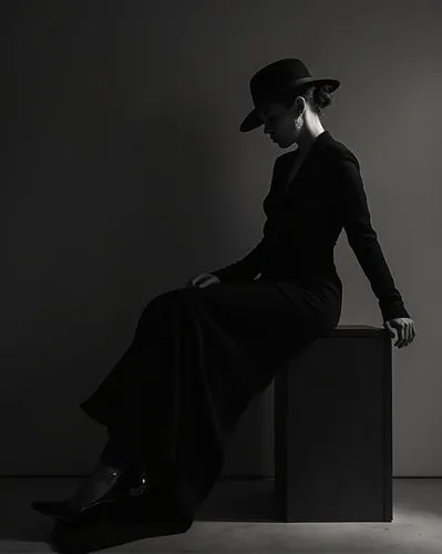 woman silhouette,women silhouettes,mannequin silhouettes,female silhouette,noir,vandervell,Photography,Artistic Photography,Artistic Photography 04