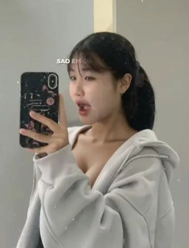 tiktok icon,lq,padhye,thongsuk,tiktok,sukarnoputri,phuquy,tittabawassee,bathrobe,vij,wudunn,anh,lagi,nhu,petite,joi,nunu,khanh,oppo,huynh