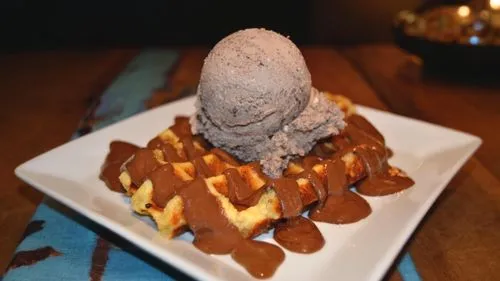 waffle ice cream,ice cream chocolate,malai,chocolate ice cream,chocolate desert,dessert,thai dessert,foot in dessert,tartufo,aglycone,caramelo,sweet dessert,milk ice cream,haagen,tiramisu,chocolate hazelnut,belgian waffle,mudslide,franscisco,soft ice cream