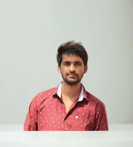 devarakonda,parupalli,murugadoss,shrinivas,santhanam,vivek,srikumar,vikraman,sukumar,sreenivas,saikumar,venkataraman,vijaykumar,vaibhav,venkat,premkumar,akhil,abhinav,shivkumar,nakul