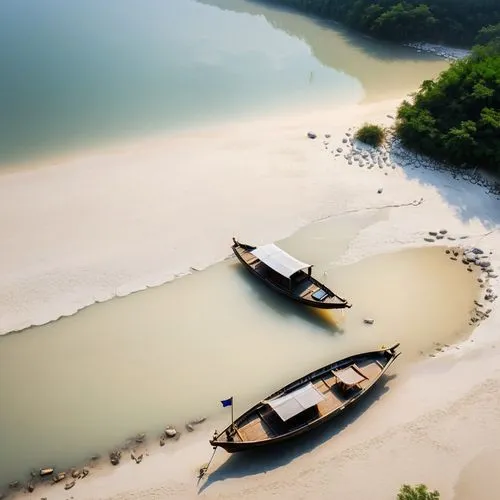 tailandia,andaman sea,southeast asia,boat landscape,small boats on sea,boat on sea,langkawi,fishing boats,thailand,beautiful beaches,abandoned boat,klong prao beach,sunderbans,taxi boat,brazilian beach,andaman,fishing boat,wooden boat,thailands,sunken boat,Unique,Design,Knolling