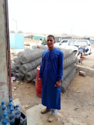 durman,flour production,fetching water,gas welder,date palm,stevedore,tyre pump,bedouin,gas cylinder,souq,water filter,tire recycling,shopkeeper,a carpenter,african businessman,bushmeat,hoggar,forklif