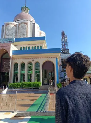 masjid jamek mosque,star mosque,king abdullah i mosque,grand mosque,city mosque,big mosque