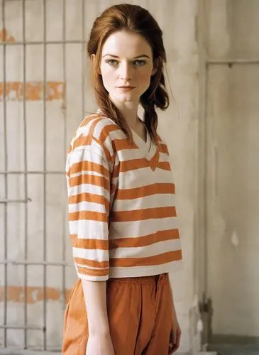 clove,orange,clementine,orange color,bright orange,clary,buttercup,horizontal stripes,orange half,cotton top,clove-clove,orange cream,willow,british actress,daisy,pretty woman,liberty cotton,prisoner,long-sleeved t-shirt,stripes,Photography,Polaroid