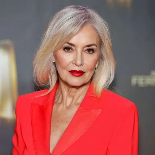 beautyful 60 yo Woman, flowered summer dress, dark brown hair, red lips,cruella de ville,cruella,aging icon,red lips,silver fox,lady in red,female hollywood actress,short blond hair,paloma,poppy red,g