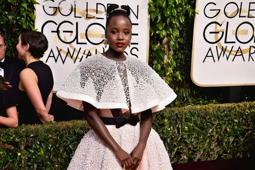 Lupita -Nyong- in -Giambattista -Valli- Couture -at -the- 72nd- Annual- Golden- Globe-Awards,hoopskirt,tiana,step and repeat,globes,ball gown,a princess,willow,red carpet,female hollywood actress,blac