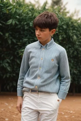 campo da pallacanestro,boys fashion,polo shirt,child in park,bowl cut,children is clothing,vintage boy,pakistani boy,charles leclerc,gap kids,polo shirts,dress shirt,eleven,boy model,child model,boler