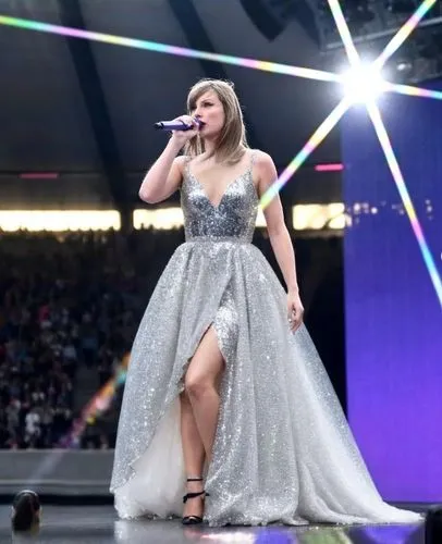 a princess,torn dress,queen,nice dress,performing,purple dress,fairy queen,dress,angelic,holy maria,blue dress,long dress,sparkling,celtic queen,princess,ball gown,queen s,sparkly,breathtaking,confetti