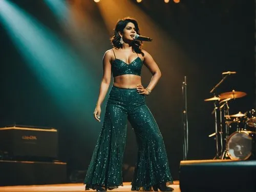 dua lipa,performing,porto,havana,georgia,lira,sari,mic,jumpsuit,marina,live performance,concert,bangkok,hips,concert dance,haifa,burlesque,singer,vegas,social,Photography,Documentary Photography,Documentary Photography 01