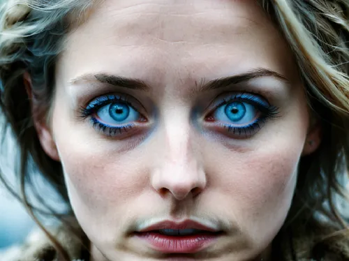 blue eyes,blue eye,the blue eye,women's eyes,mayeux,eyed,Photography,Documentary Photography,Documentary Photography 04