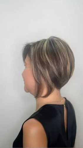 back of head,half profile,profile,chignon,undercut,updo,shorthair,shoulder length,undercuts,short blond hair,profiles,smooth hair,penteado,sidecut,mechas,side face,pelo,hairpieces,toupees,portrait background