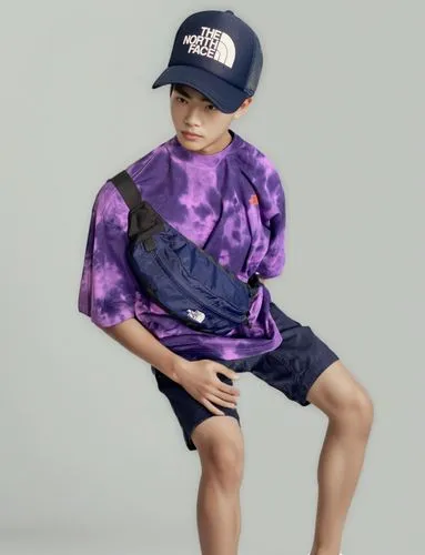 gapkids,crewcuts,boys fashion,gap kids,boy model,kenzo,raviv,miyake,childrenswear,junya,dongjin,beanpole,karmaloop,yohji,patta,koston,stussy,jansport,young model,malto,Male,East Asians,Teenager,Pure Color,Light Grey