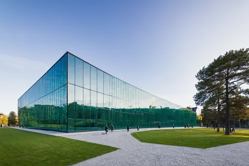 glass facade,glass facades,glass building,structural glass,glass wall,mirror house,glass blocks,chancellery,tempodrom,business school,glass panes,glass pyramid,water cube,christ chapel,metal cladding,biotechnology research institute,kettunen center,the garden society of gothenburg,new building,archidaily,Photography,Documentary Photography,Documentary Photography 23