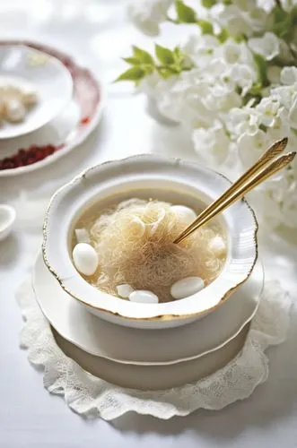 A bowl of cooked bird's nest can be used clean and bright, fragrant/bright environment/clean environment/food/Chinese style/master works/documentary photography/natural light/ultra-high resolution /4K