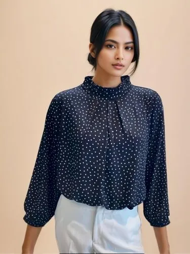 少し腕を太く,a woman wearing a top with white dots and blue pants,tirunal,kriti,tamini,sonam,brahmani,charnvirakul,akhila,tahiliani,rukmini,pragathi,bhuvana,priyanka,neerja,madhoo,kurti,kajol,khadi,rajakuma