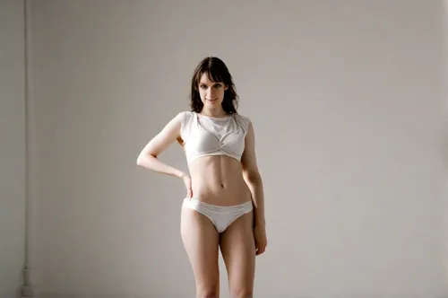 one-piece garment,articulated manikin,female model,pale,two piece swimwear,thin,model,proportions,manikin,geometric body,artist's mannequin,model doll,display dummy,art model,wooden mannequin,without clothes,gravure idol,garment,doll figure,shuai jiao