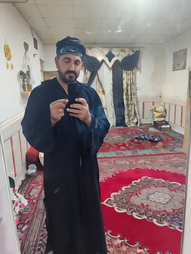 abayas,arbaeen,abaya,middle eastern monk,karbala,nizwa souq,salafiya,ziyarat,hajjarian,dervishes,balkh,bisht,to mosque,helmand,salam,kandahar,rustaq,emirati,eidsivating,khutba