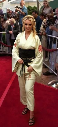 Britney Spears, part of kimono gueixa pant Lotus symbol, clam panela da ilha jutsu mais veliz que o vento, Shogun Kazuma Habiano, Nabeshima domain, fukushima e do, samurai war,annemone,trisha yearwood