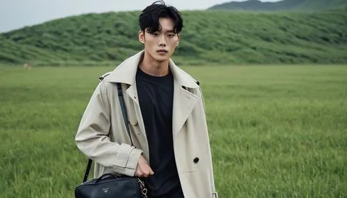 woolmark,kangta,ksh,weizhou,mingjie,junmin,mingyu,innisfree,yuto,tabi,guangyun,suitcase in field,chaebol,wheesung,yanjun,seung,ziu,changmin,lingyun,xingmi,Photography,General,Realistic