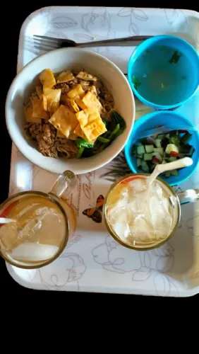 indonesian dish,guksu,tsiang,somawansa,sukiyaki,kopai