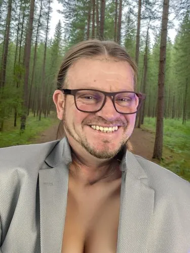 mini e,forest background,cgi,green screen,jakobsweg,kapparis,farmer in the woods,bílý květ,b3d,simpolo,in the forest,řebříček,3d rendering,zaneprázdněný,forest man,3d rendered,mnohobarvý,portrait background,17-50,měsíček lékařský,Female,Eastern Europeans,Straight hair,Youth adult,M,Confidence,Underwear,Outdoor,Forest