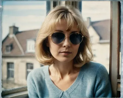 catherine deneuve,mcvie,chabrol,deneuve,edie,purdey,marianne,antonioni,faithfull,francoise,xenadrine,kieslowski,leyne,carole,agnetha,chesil,fonda,hannelore,maurier,deidre,Photography,Documentary Photography,Documentary Photography 03