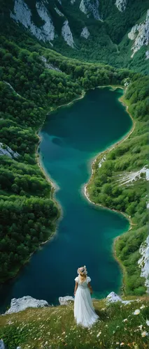 national-park-sutjeska-trnovacko-lake,heaven lake,alpine lake,balea lake,glacial lake,beautiful lake,lago di limides,slovenia,plitvice,mountainlake,canim lake,antorno lake,mountain lake,high mountain 