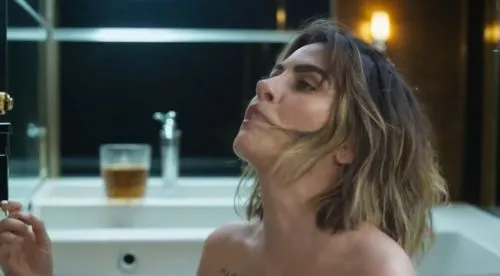 bathroom,dua lipa,valerian,heineken1,the girl in the bathtub,female alcoholism,tap,shower bar,two meters,shampoo,the mirror,bathtub,tub,in the mirror,mirror,shower,kiribath,do not use a brush on this 