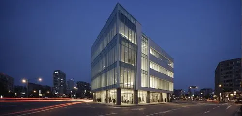 City night, City Street at night,glass facade,glass building,glass facades,adjaye,multistoreyed,structural glass,bobst,associati,gensler,moneo,chipperfield,cornerhouse,bunshaft,libeskind,urbis,koolhaa