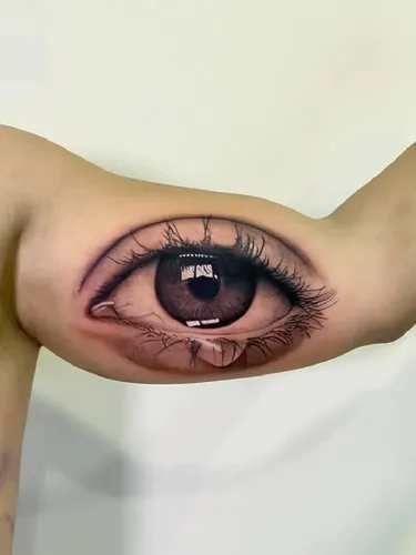 Quiero que el ojo parpadee,tattoo,tatoo,eye,eyeball,mesodermal,tatooed,tatuus,with tattoo,peacock eye,abstract eye,permanent,all seeing eye,tatu,tattoed,eye cancer,robot eye,eye ball,on the arm,tattoo