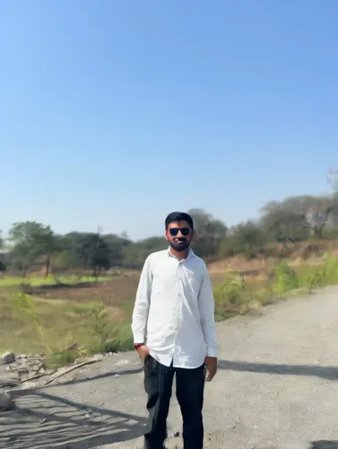 jahili fort,serwal,khanpur,dholak,lotustemple,qutb minar,farm background,dharwad,delhi,jaisalmer,morning walk,khoresh,new delhi,rampur greyhound,rajasthan,nargund hill,agra,devikund,gaddi kutta,jawaha