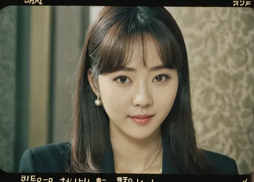 lotte,mt seolark,korean drama,samcheok times editor,songpyeon,spy visual,yuri,kdrama,doll's facial features,businesswoman,hanok,a charming woman,jangdokdae,kimchijeon,media player,seolleongtang,gangwon do,choi kwang-do,princess' earring,beautiful frame,Photography,Documentary Photography,Documentary Photography 02